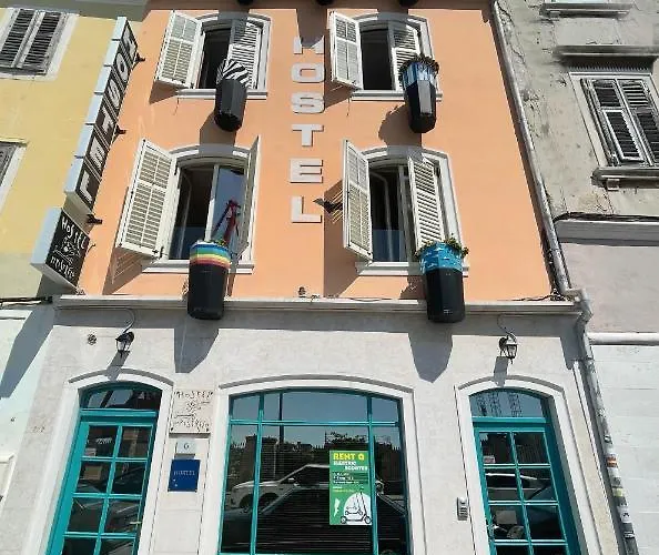 호스텔 Pipistrelo *