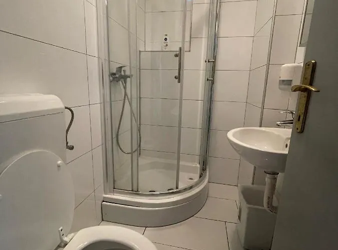 Pipistrelo 호스텔 *